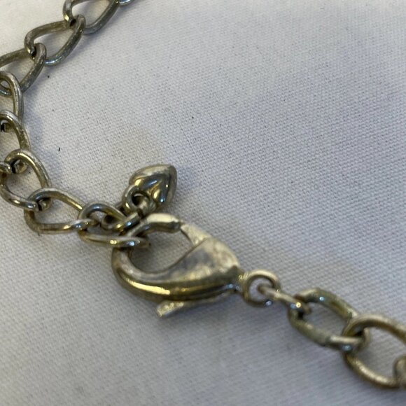 Gold Tone Chain With 7 Large Geometric Black Faceted Synthetic Stones in Bezels - Picture 10 of 10